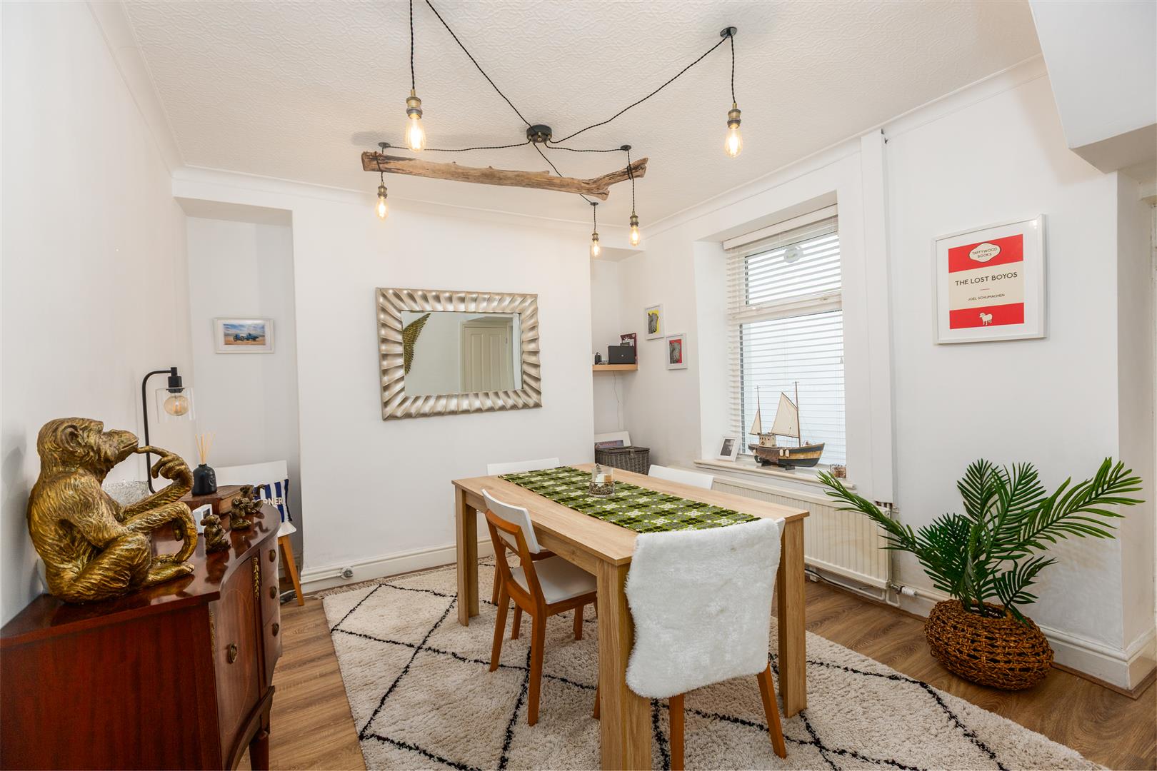 Pwll Road, Llanelli, SA15 4BG